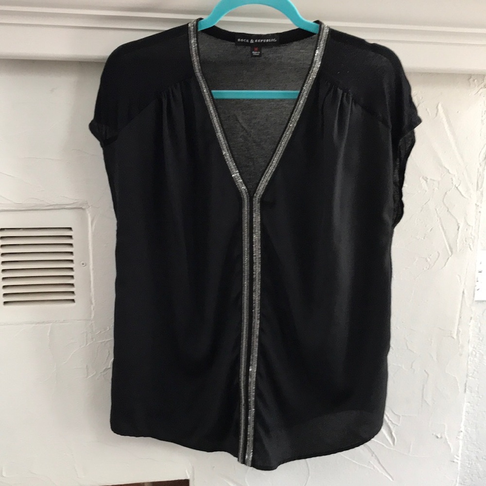 Rock & Republic black cap sleeve top silver detail